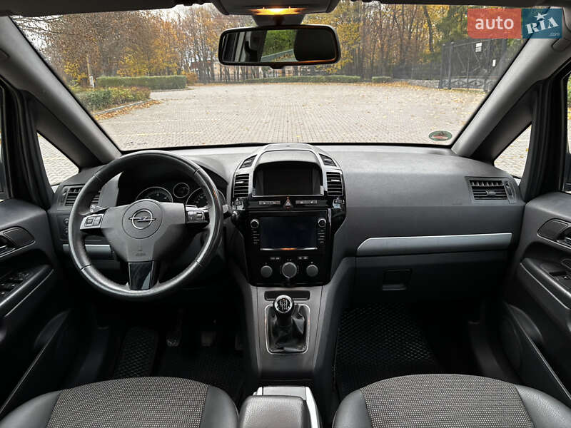 Минивэн Opel Zafira 2008 в Миргороде фото 33 Минивэн Opel Zafira 2008 в Миргороде