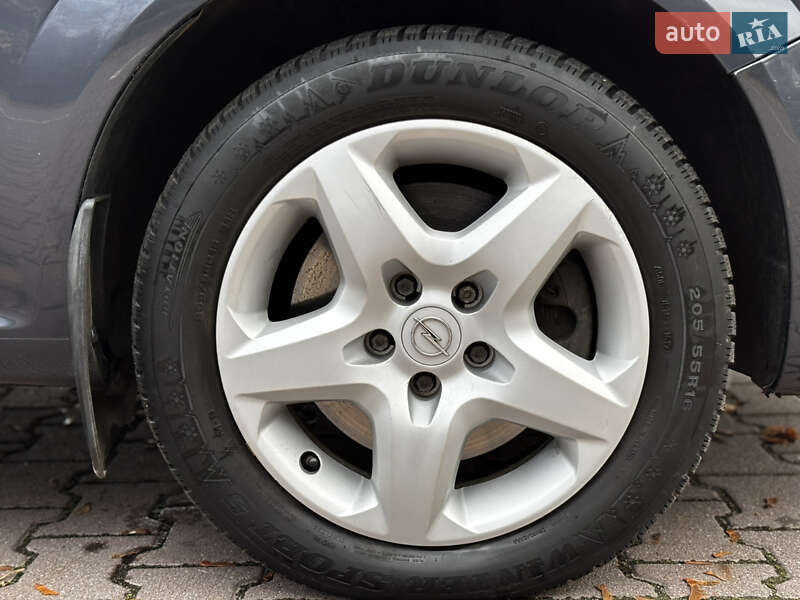 Минивэн Opel Zafira 2008 в Миргороде фото 40 Минивэн Opel Zafira 2008 в Миргороде