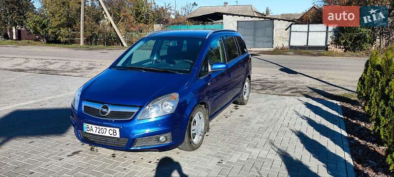 Минивэн Opel Zafira 2005 в Новоукраинке фото 58 Минивэн Opel Zafira 2005 в Новоукраинке