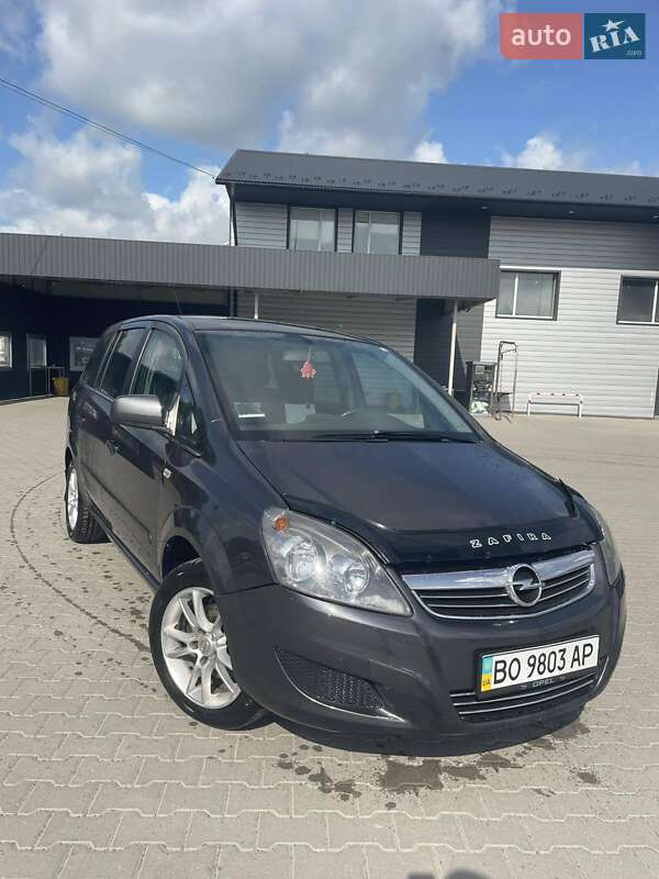 Мінівен Opel Zafira 2010 в Кременці