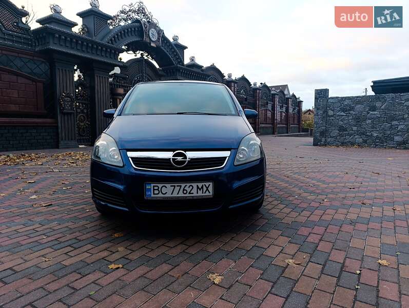 Мінівен Opel Zafira 2006 в Звягелі
