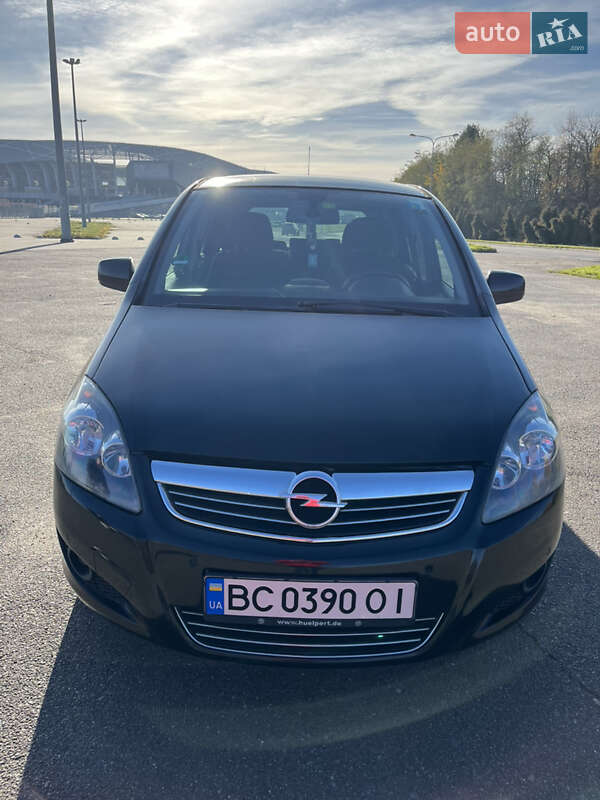 Мінівен Opel Zafira 2011 в Львові
