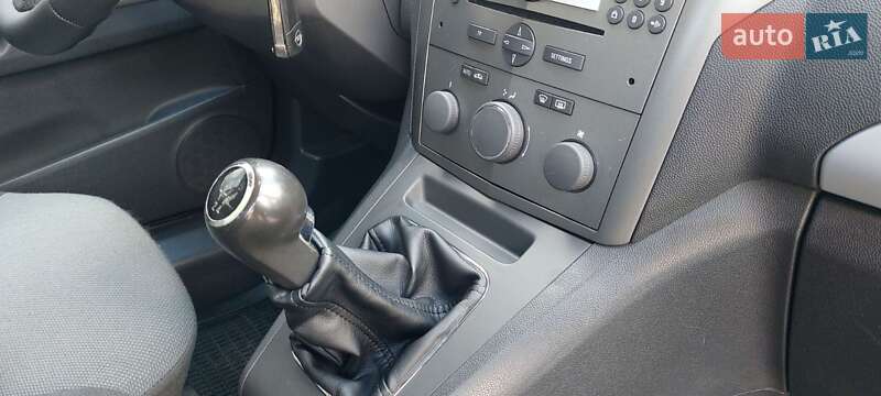 Минивэн Opel Zafira 2007 в Белой Церкви