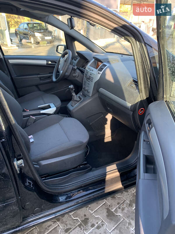 Мінівен Opel Zafira 2009 в Луцьку фото 12 Мінівен Opel Zafira 2009 в Луцьку