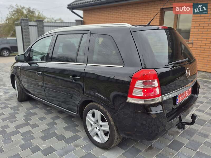 Минивэн Opel Zafira 2010 в Хороле фото 11 Минивэн Opel Zafira 2010 в Хороле