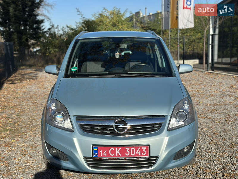 Мінівен Opel Zafira 2009 в Вінниці