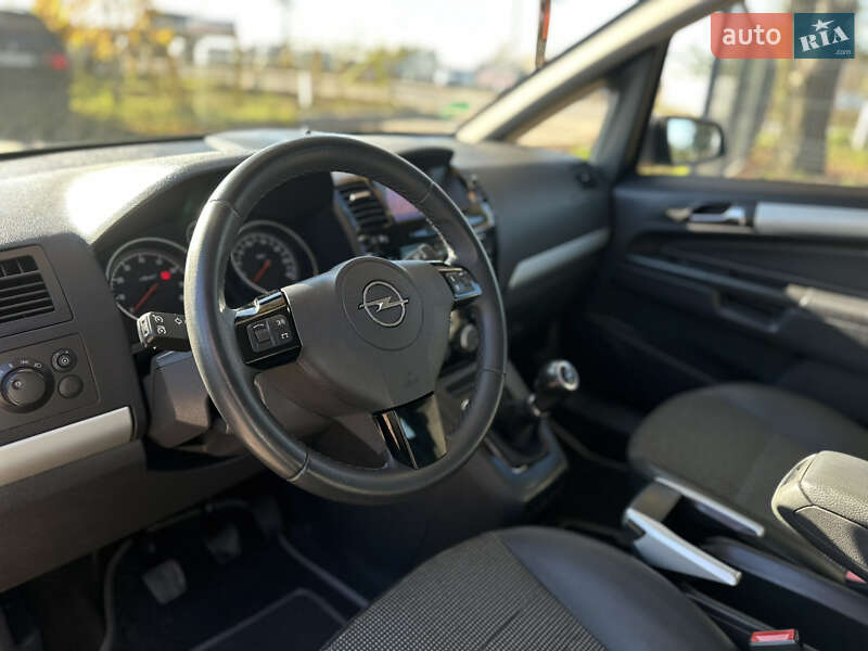 Мінівен Opel Zafira 2009 в Вінниці