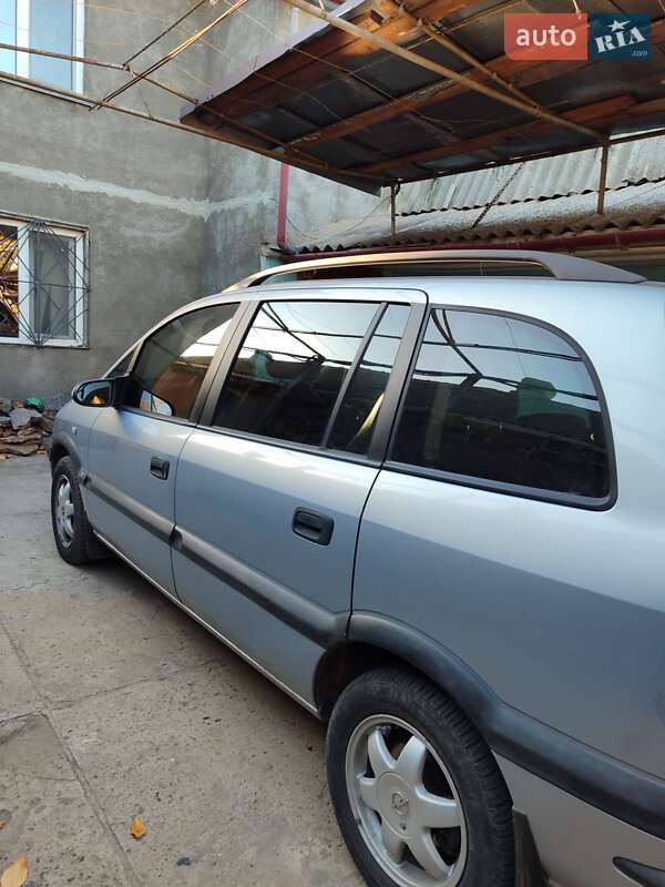 Минивэн Opel Zafira 2001 в Белгороде-Днестровском фото 3 Минивэн Opel Zafira 2001 в Белгороде-Днестровском