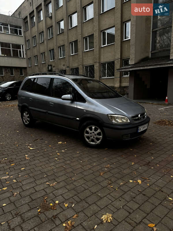 Минивэн Opel Zafira 2003 в Львове