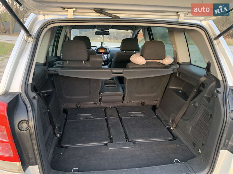 Минивэн Opel Zafira 2011 в Киеве фото 10 Минивэн Opel Zafira 2011 в Киеве
