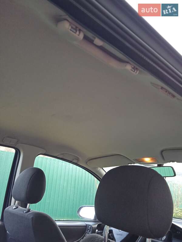 Минивэн Opel Zafira 2005 в Владимире