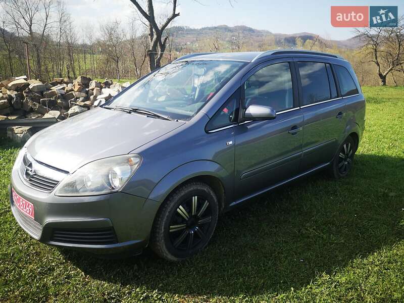 Мінівен Opel Zafira 2006 в Коломиї