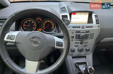 Минивэн Opel Zafira 2009 в Ужгороде