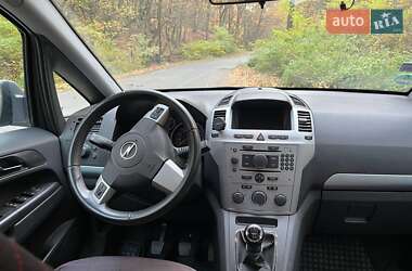 Минивэн Opel Zafira 2009 в Ужгороде
