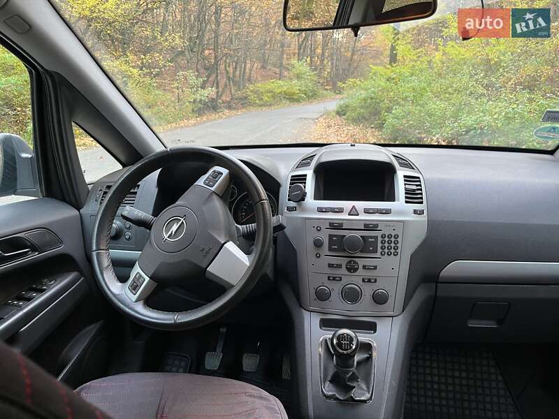 Минивэн Opel Zafira 2009 в Ужгороде фото 6 Минивэн Opel Zafira 2009 в Ужгороде