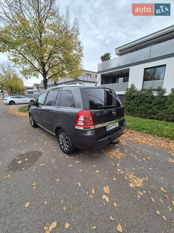 Минивэн Opel Zafira 2011 в Львове фото 7 Минивэн Opel Zafira 2011 в Львове