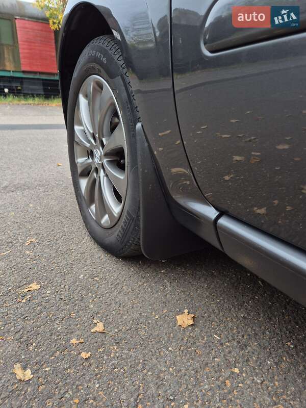 Минивэн Opel Zafira 2011 в Львове фото 13 Минивэн Opel Zafira 2011 в Львове