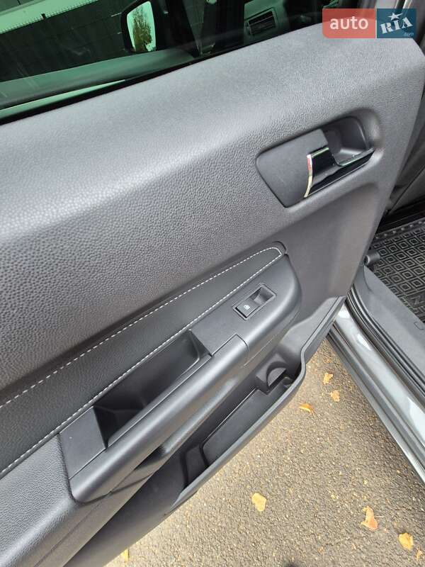 Минивэн Opel Zafira 2011 в Львове фото 28 Минивэн Opel Zafira 2011 в Львове