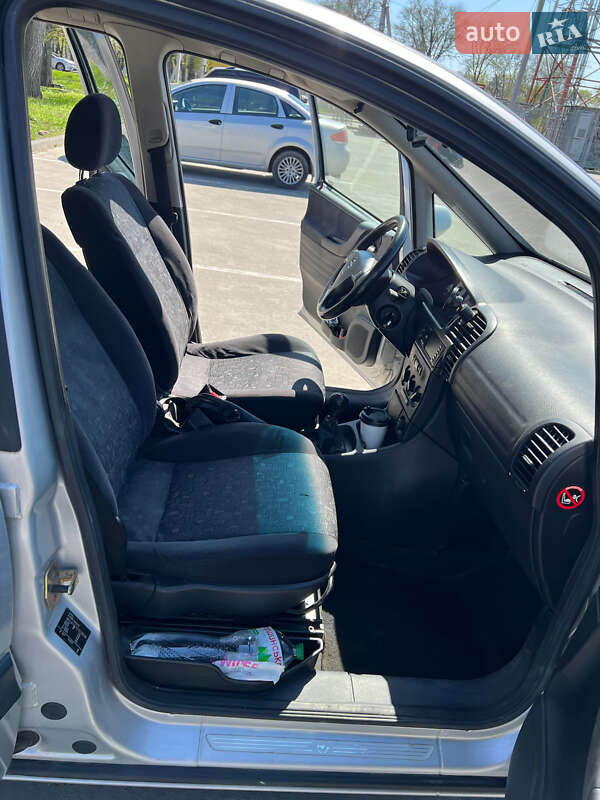 Минивэн Opel Zafira 2001 в Синельниково фото 19 Минивэн Opel Zafira 2001 в Синельниково