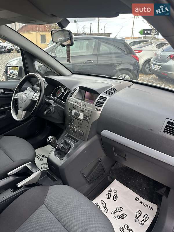 Мінівен Opel Zafira 2006 в Смілі