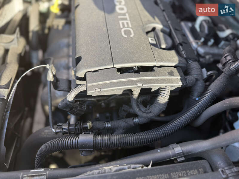 Минивэн Opel Zafira 2009 в Борисполе