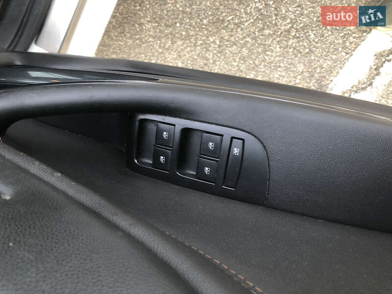 Минивэн Opel Zafira 2017 в Киеве