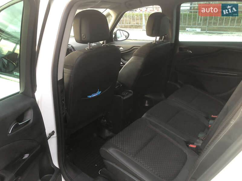 Минивэн Opel Zafira 2017 в Киеве