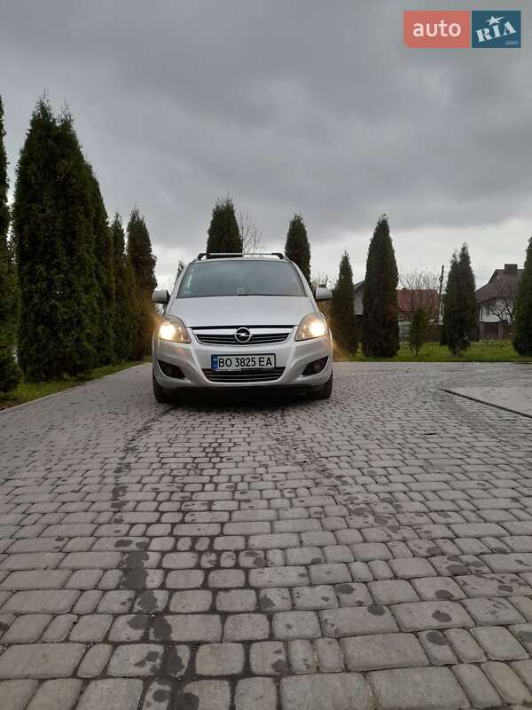 Минивэн Opel Zafira 2010 в Бучаче фото 21 Минивэн Opel Zafira 2010 в Бучаче