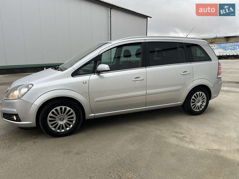 Минивэн Opel Zafira 2007 в Виннице