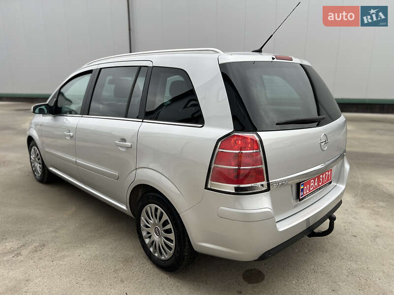 Минивэн Opel Zafira 2007 в Виннице