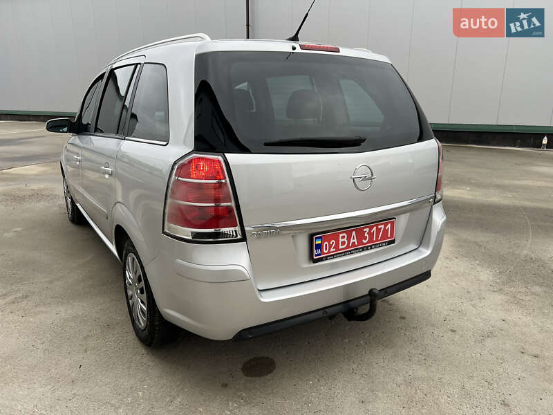 Минивэн Opel Zafira 2007 в Виннице