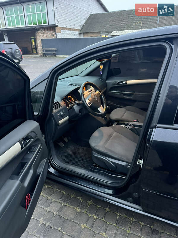 Минивэн Opel Zafira 2008 в Софиевской Борщаговке фото 9 Минивэн Opel Zafira 2008 в Софиевской Борщаговке