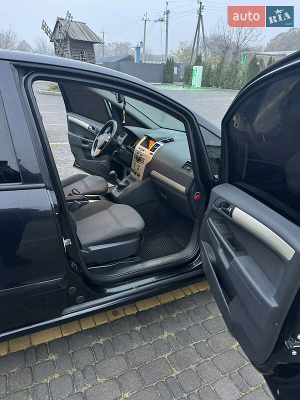 Минивэн Opel Zafira 2008 в Софиевской Борщаговке фото 10 Минивэн Opel Zafira 2008 в Софиевской Борщаговке
