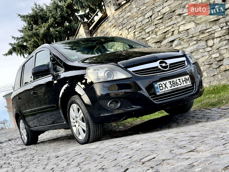 Минивэн Opel Zafira 2009 в Каменец-Подольском