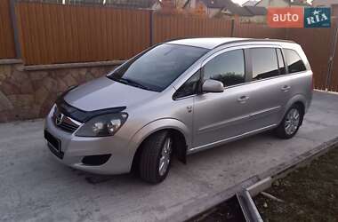 Минивэн Opel Zafira 2010 в Тернополе