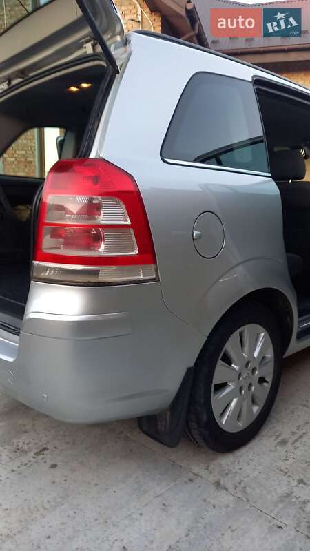 Минивэн Opel Zafira 2010 в Тернополе фото 20 Минивэн Opel Zafira 2010 в Тернополе
