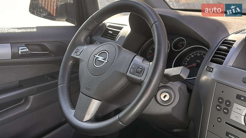 Минивэн Opel Zafira 2007 в Белой Церкви