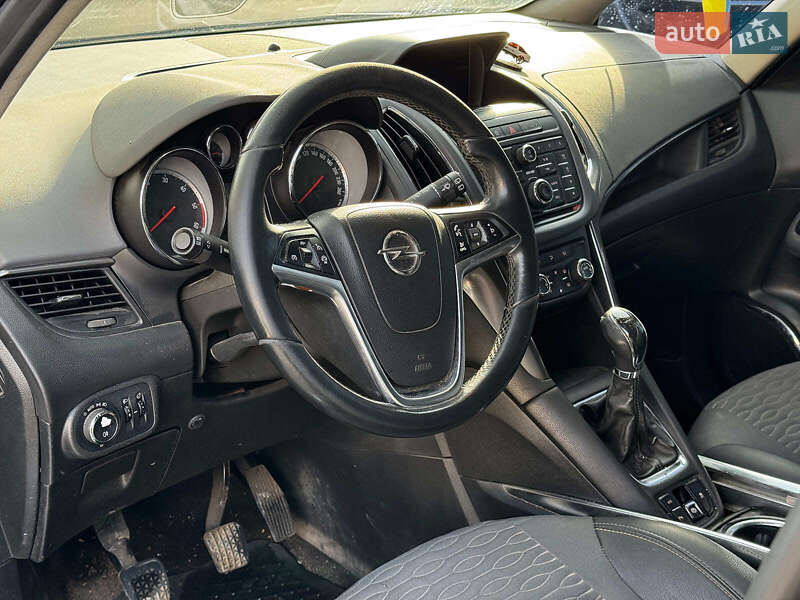 Минивэн Opel Zafira 2012 в Харькове
