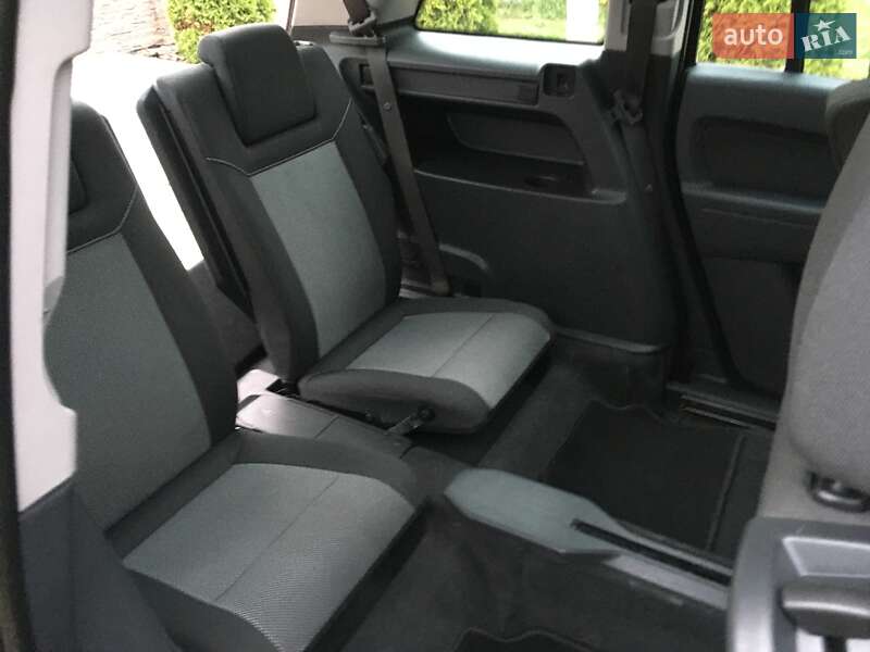 Минивэн Opel Zafira 2009 в Харькове