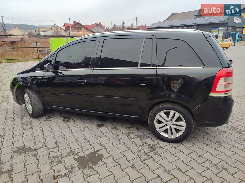 Минивэн Opel Zafira 2008 в Теребовле