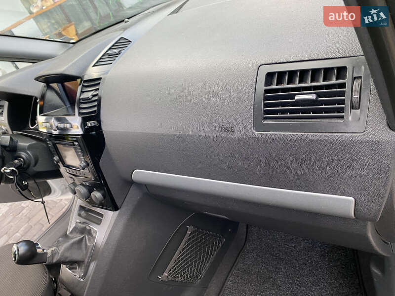 Минивэн Opel Zafira 2013 в Любомле фото 40 Минивэн Opel Zafira 2013 в Любомле