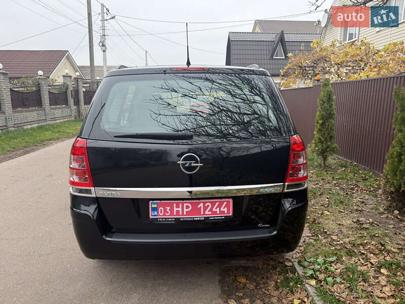 Минивэн Opel Zafira 2010 в Борисполе