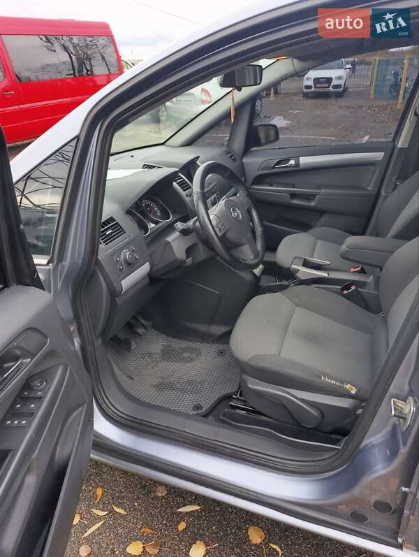Минивэн Opel Zafira 2007 в Дергачах фото 13 Минивэн Opel Zafira 2007 в Дергачах