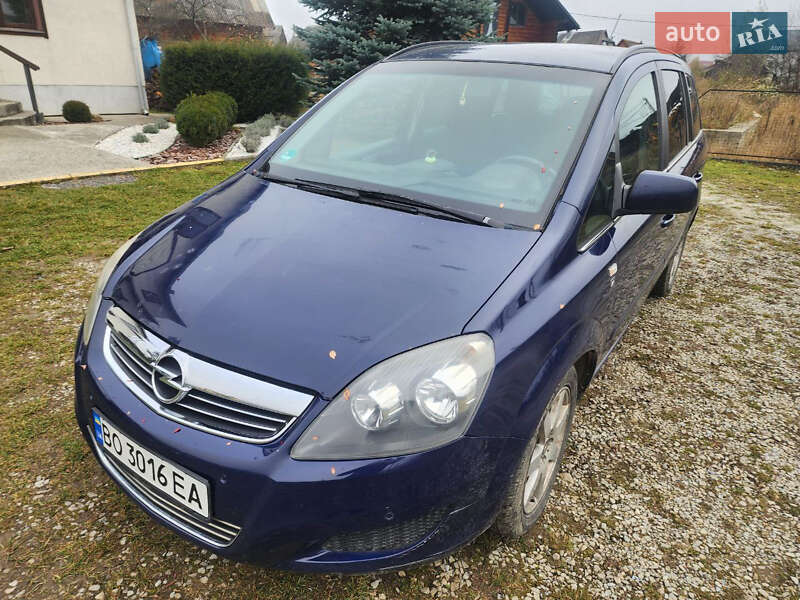 Opel Zafira 2010
