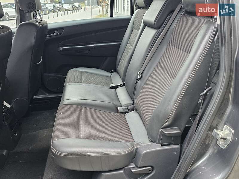 Минивэн Opel Zafira 2009 в Львове