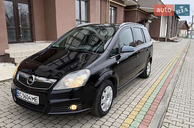 Мінівен Opel Zafira 2005 в Івано-Франківську