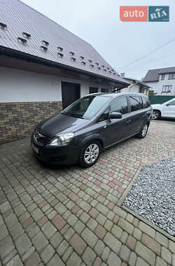 Мінівен Opel Zafira 2011 в Львові