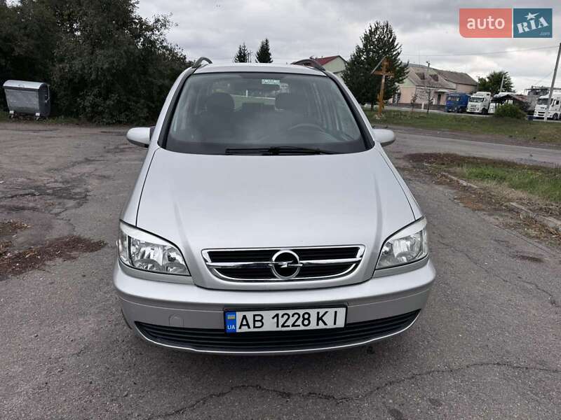 Минивэн Opel Zafira 2004 в Жмеринке