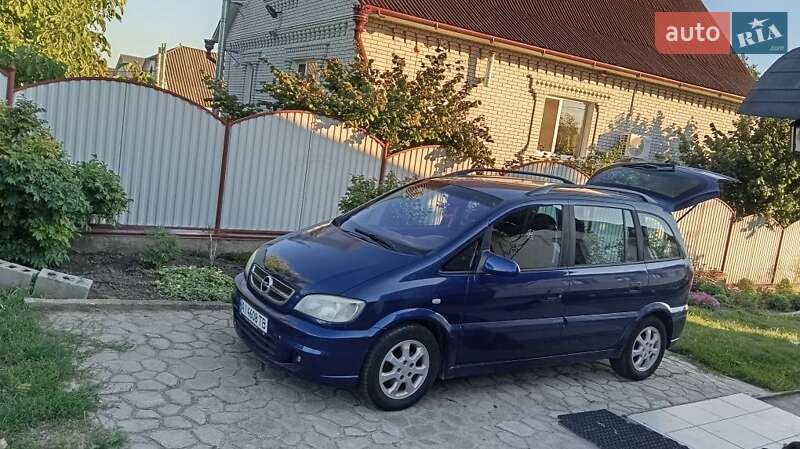 Opel Zafira 2005