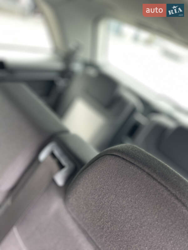 Мінівен Opel Zafira 2011 в Дрогобичі